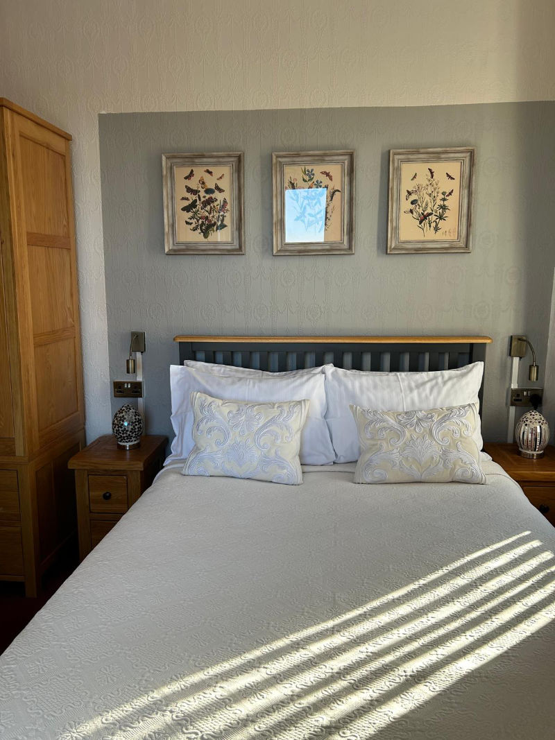 Image of caption_126