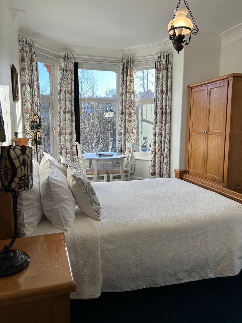 Image of caption_127