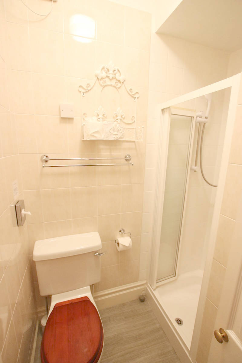 Image of caption_15